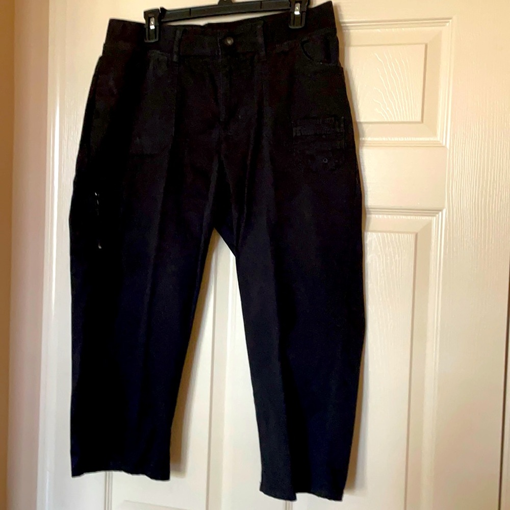 Lee relaxed fit capris